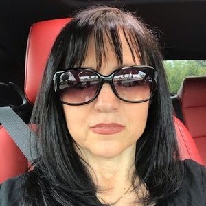 Meet your Posher, Franca